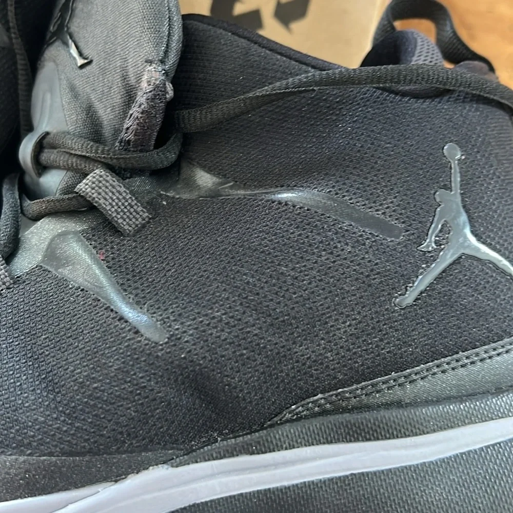 Nike Men’s Air Jordan TC black and gray size 12.5 - Picture 14 of 17